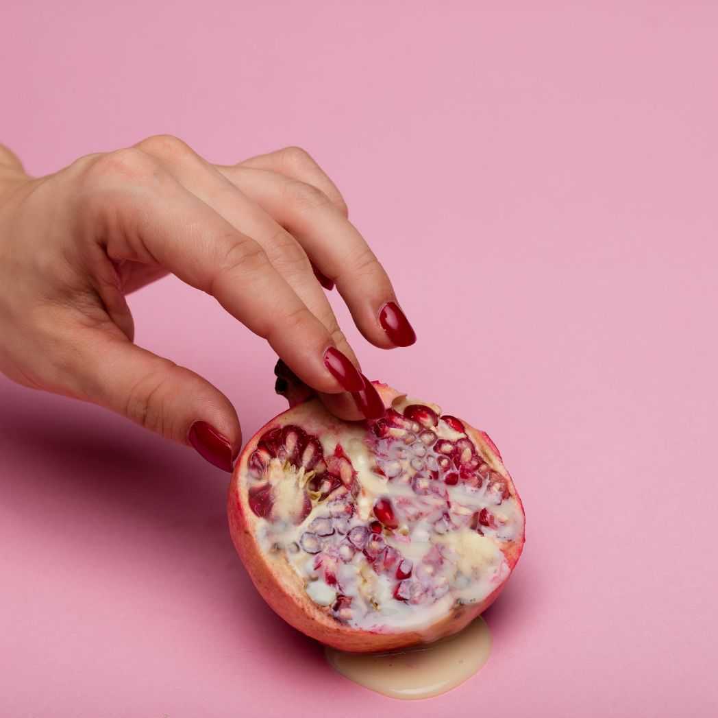 oma in sexy unterwäsche Satisfyer Top Secret+ | Tragbarer Bluetooth Vibrator | Connect App  Steuerung | 2 Motoren | G-Punkt & Analstimulation | Sex-Spielzeug für Paare  & Frauen | Leiser & kraftvoller Vibrator
